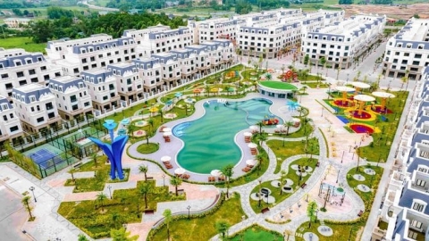 Nhà đầu tư háo hức khi Vinhomes và Vincom Retail “bắt tay” phát triển phố thương mại độc đáo Nhà đầu tư háo hức khi Vinhomes và Vincom Retail “bắt tay” phát triển phố thương mại độc đáo